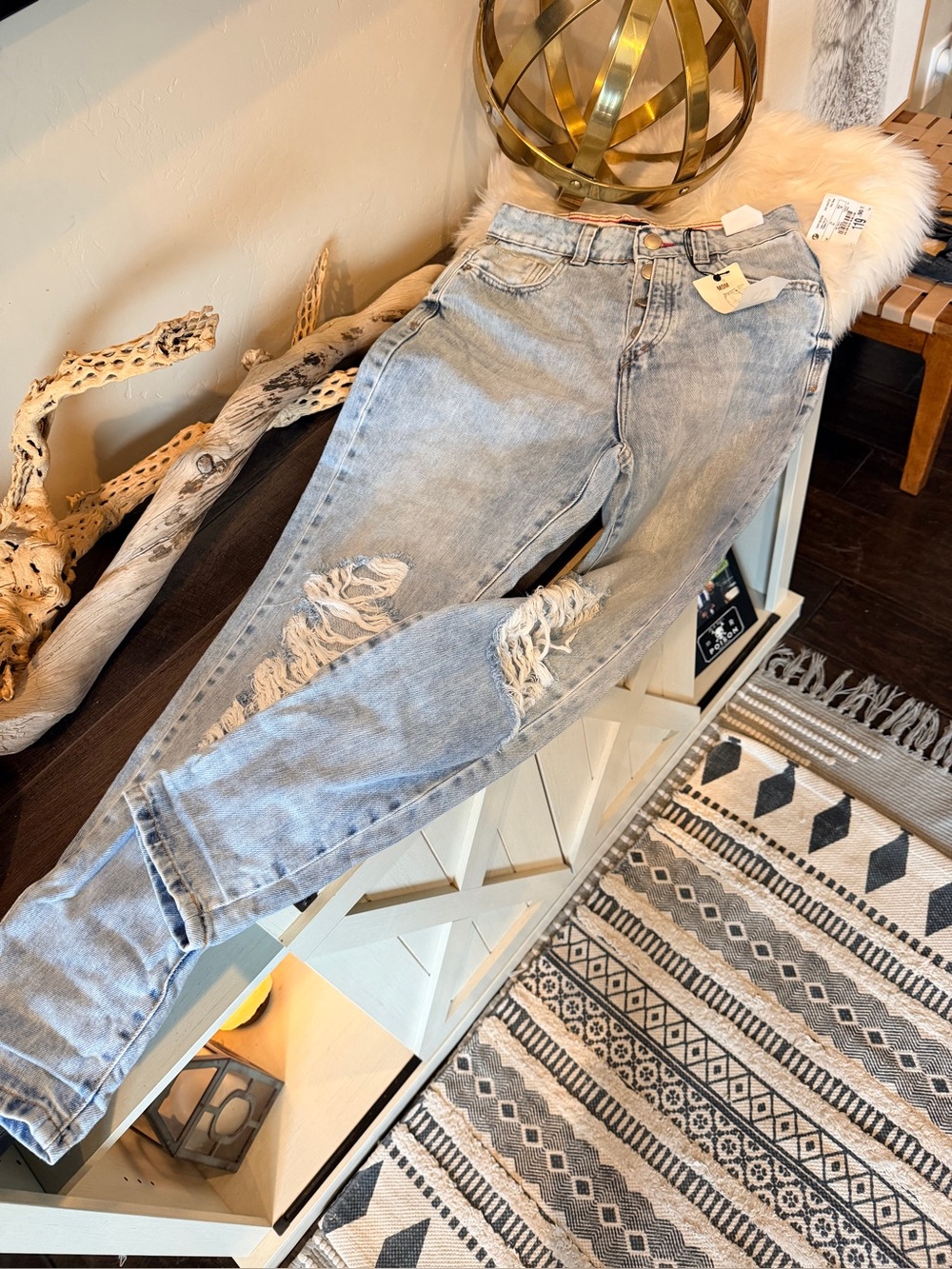 Blue Steel mom cintura alta high rise jeans- new with tags